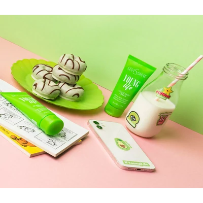 Levissime Young Life Glass Skin Cream – Hidratáló arckrém fiatal arcbőrre „üveghatással”